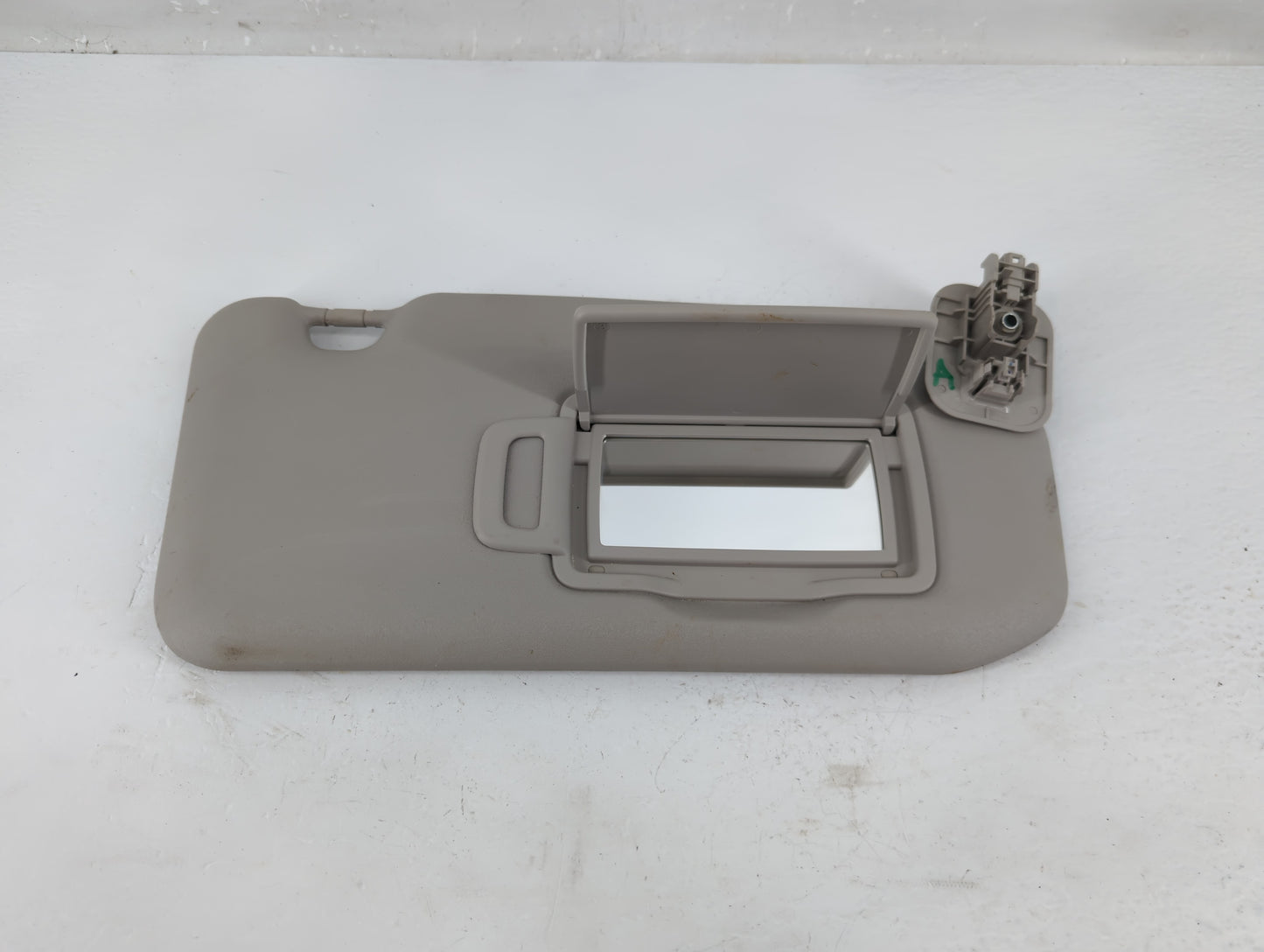 2020-2022 Nissan Sentra Sun Visor Shade Replacement Passenger Right Mirror Fits Fits 2020 2021 2022 OEM Used Auto Parts - Oe