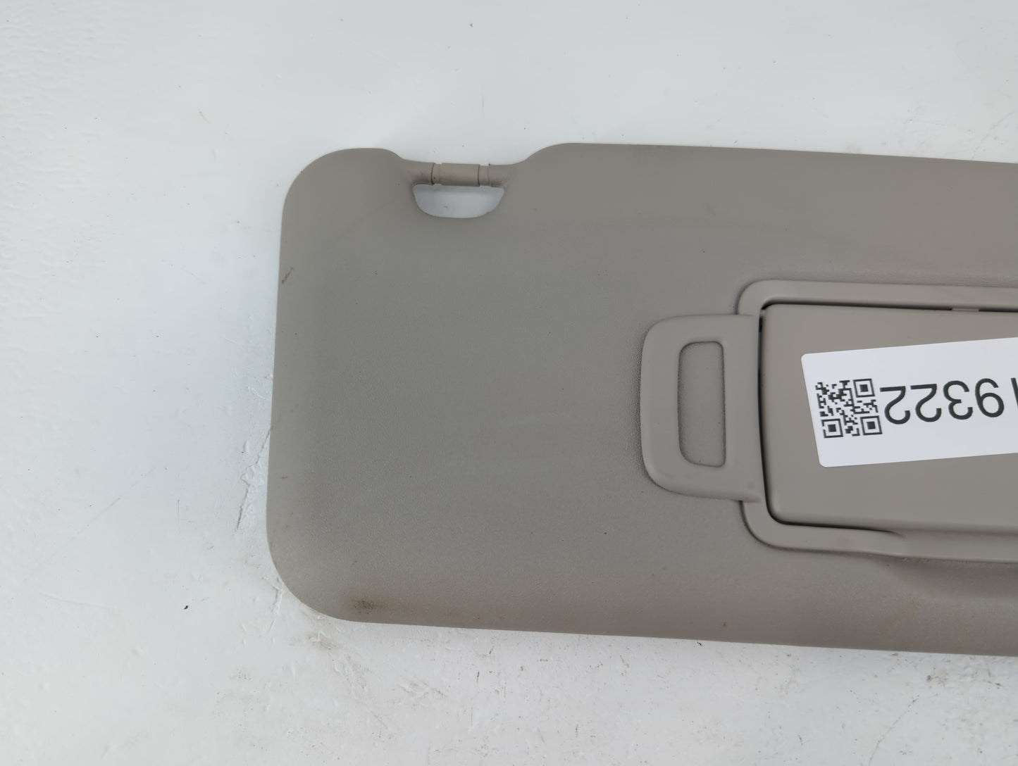 2020-2022 Nissan Sentra Sun Visor Shade Replacement Passenger Right Mirror Fits Fits 2020 2021 2022 OEM Used Auto Parts - Oe