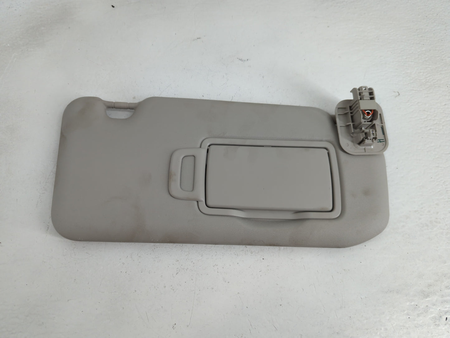 2020-2022 Nissan Sentra Sun Visor Shade Replacement Passenger Right Mirror Fits Fits 2020 2021 2022 OEM Used Auto Parts - Oe