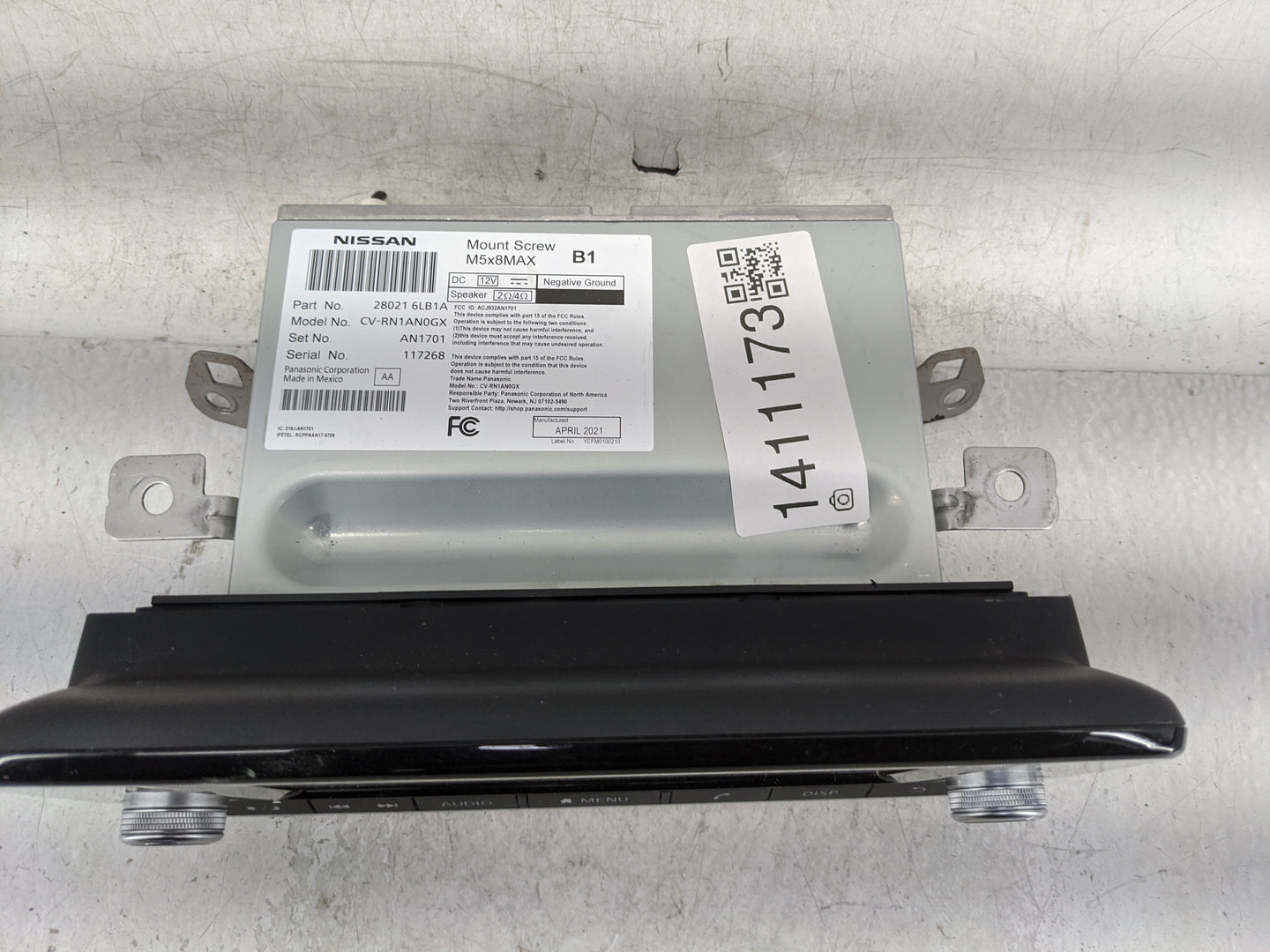 2020-2022 Nissan Sentra Radio AM FM Cd Player Receiver Replacement P/N:28021 6LB1A Fits Fits 2020 2021 2022 OEM Used Auto Pa