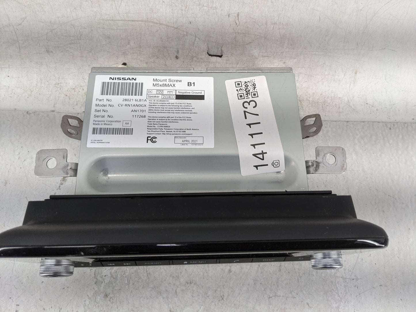 2020-2022 Nissan Sentra Radio AM FM Cd Player Receiver Replacement P/N:28021 6LB1A Fits Fits 2020 2021 2022 OEM Used Auto Pa