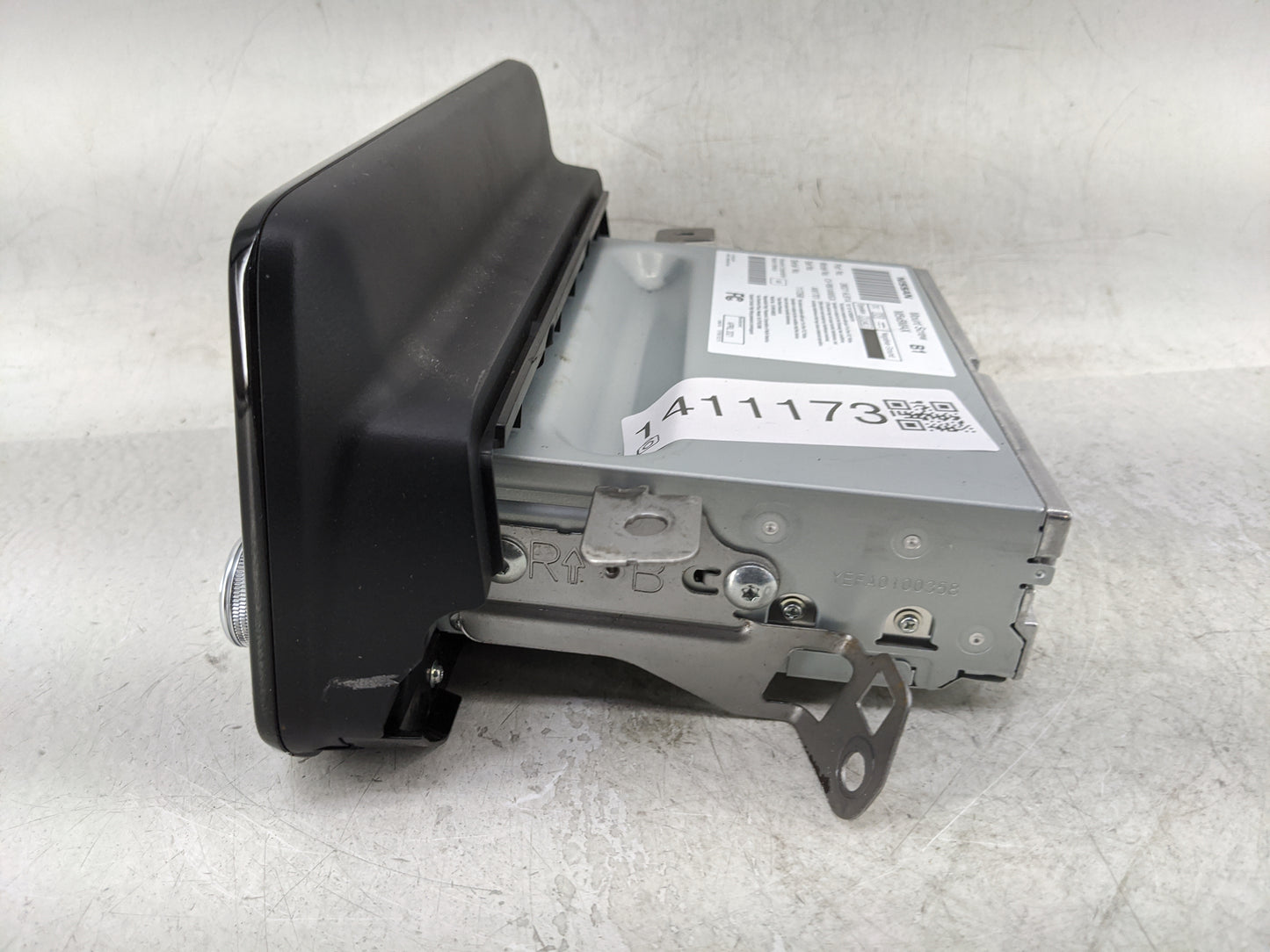 2020-2022 Nissan Sentra Radio AM FM Cd Player Receiver Replacement P/N:28021 6LB1A Fits Fits 2020 2021 2022 OEM Used Auto Pa