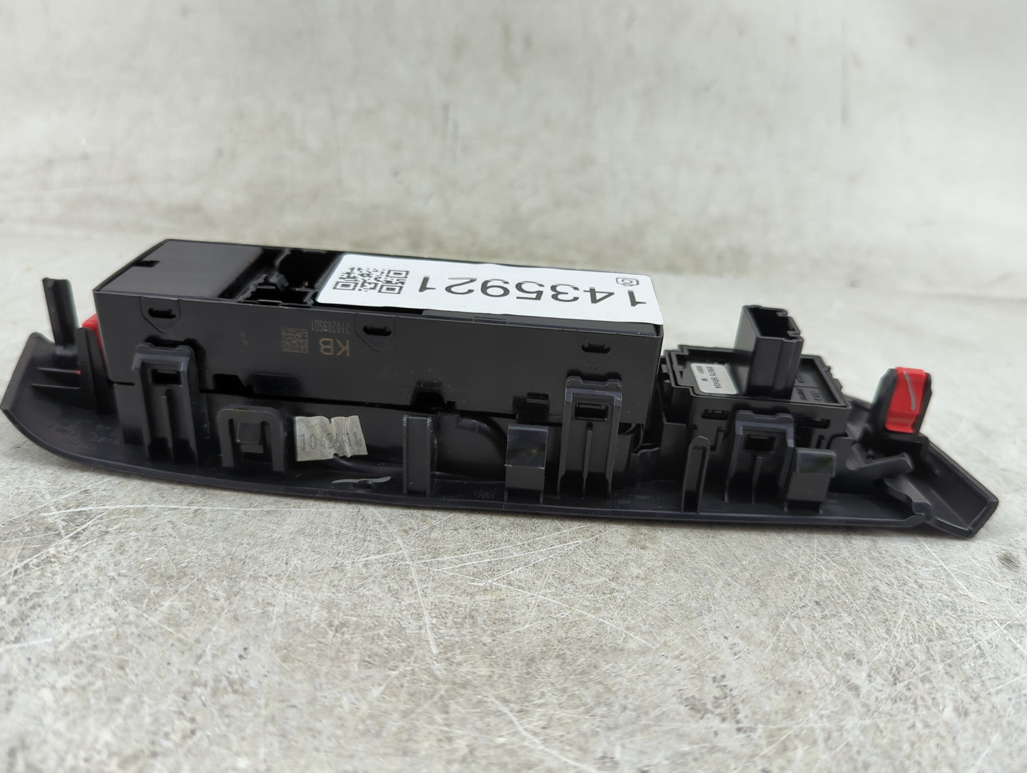 2020-2022 Nissan Sentra Master Power Window Switch Replacement Driver Side Left P/N:25570 5RA0A Fits Fits 2020 2021 2022 OEM