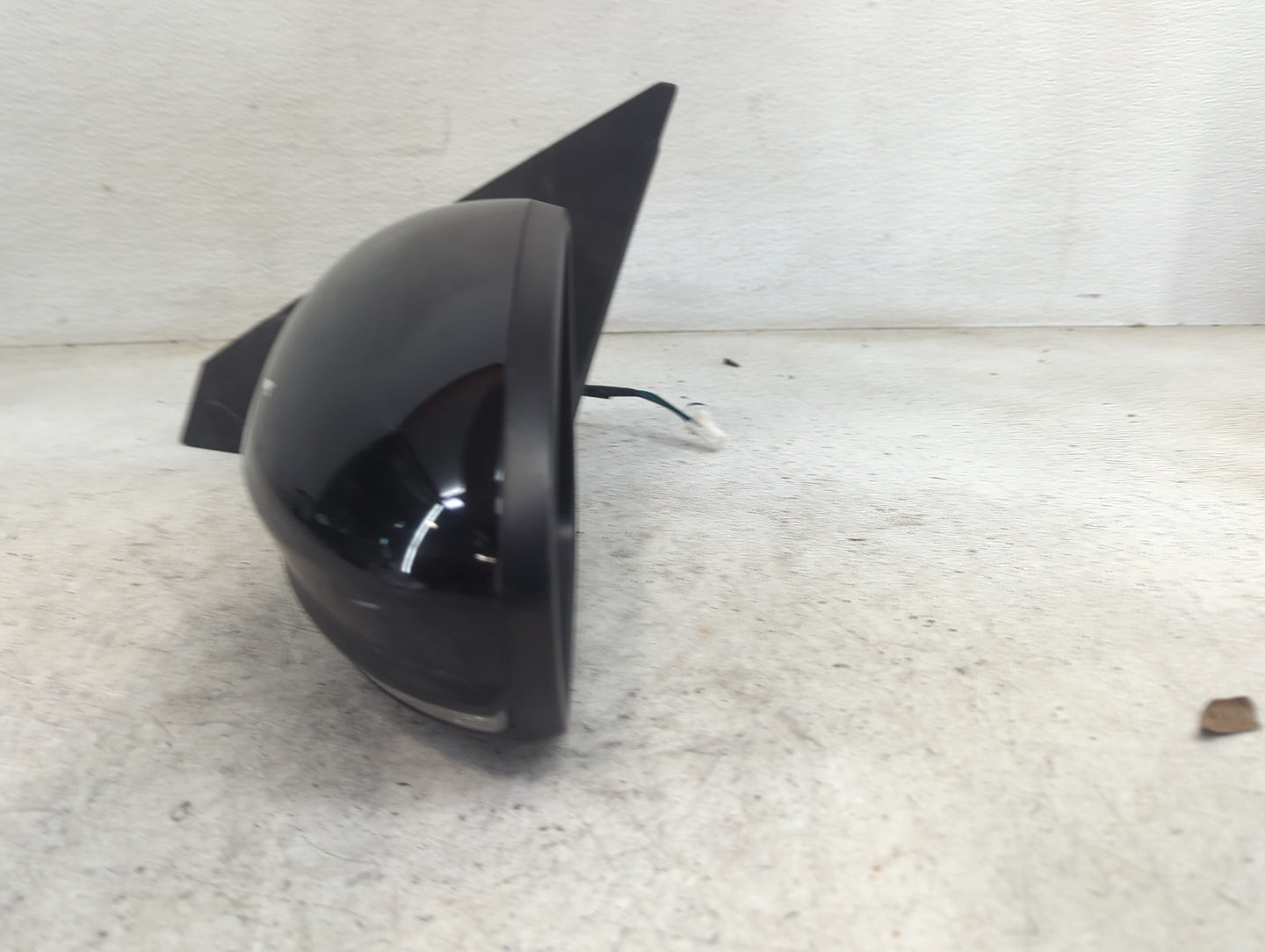 2021 Nissan Sentra Driver Side View Mirror - Left Door Mirror OEM Used - Oemusedautoparts1.com