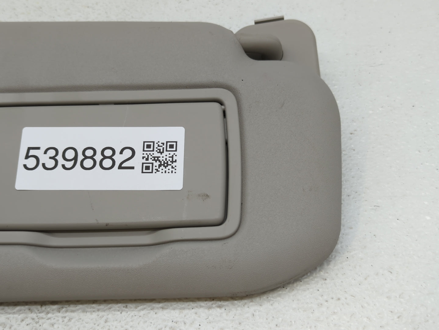 2020-2022 Nissan Sentra Sun Visor Shade Replacement Passenger Right Mirror Fits Fits 2020 2021 2022 OEM Used Auto Parts - Oe