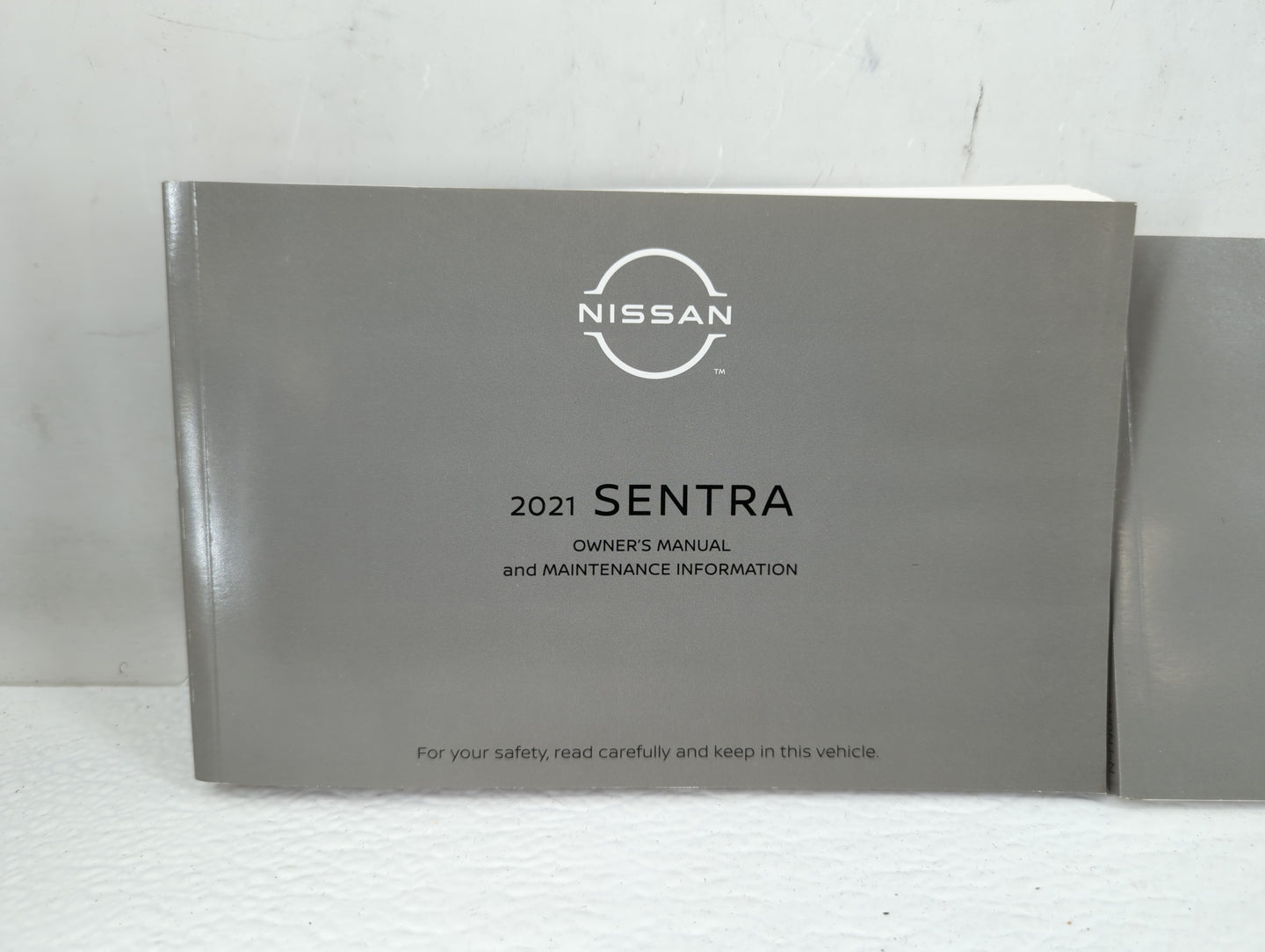 2021 Nissan Sentra Owners Manual Book Guide P/N:OM21EM 0B18U2 OEM Used Auto Parts - Oemusedautoparts1.com