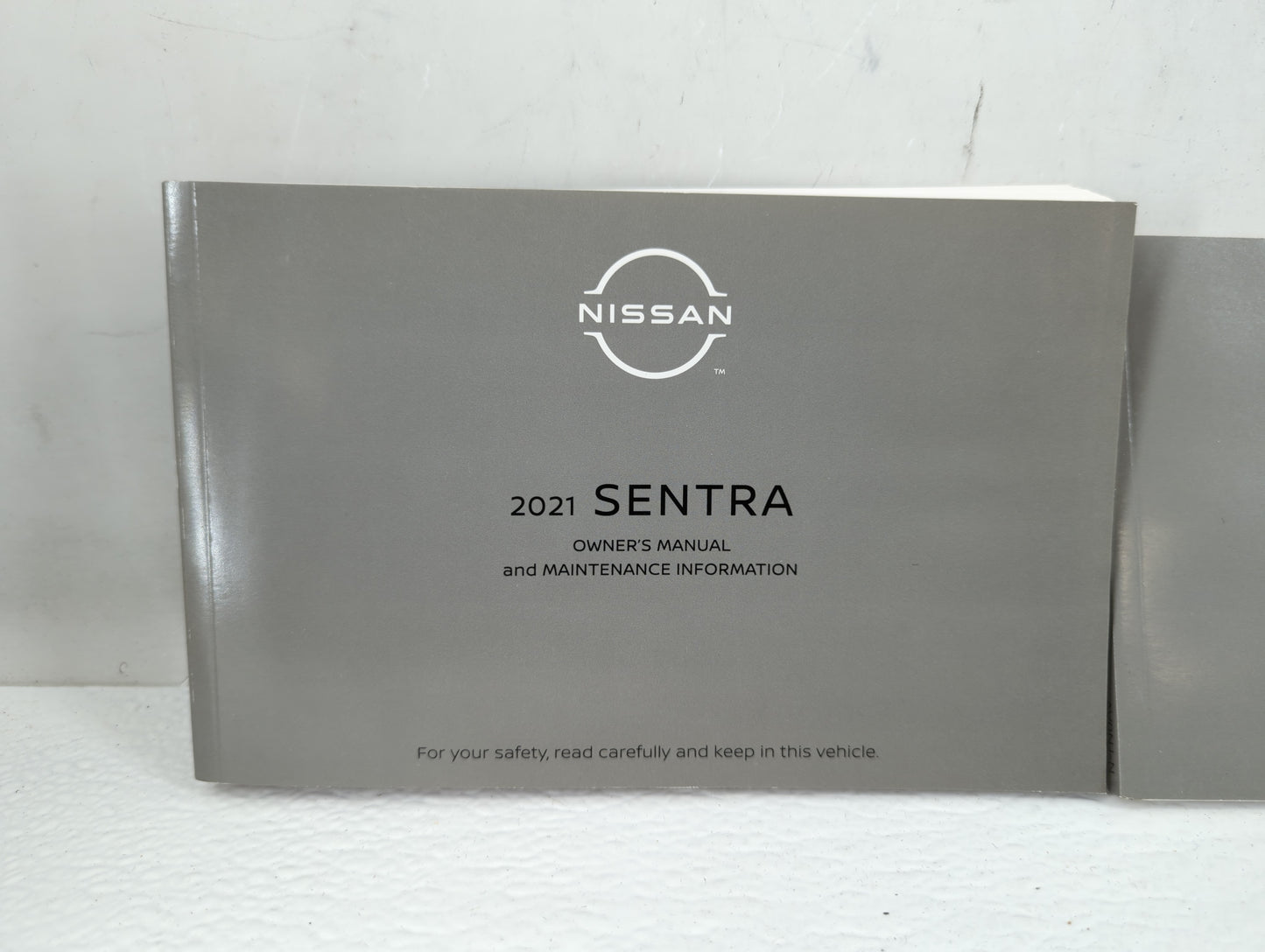 2021 Nissan Sentra Owners Manual Book Guide P/N:OM21EM 0B18U2 OEM Used Auto Parts - Oemusedautoparts1.com