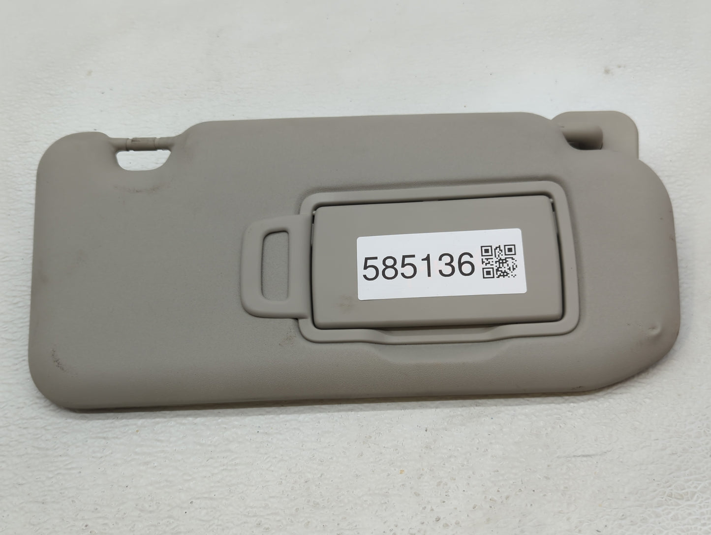2020-2022 Nissan Sentra Sun Visor Shade Replacement Passenger Right Mirror Fits Fits 2020 2021 2022 OEM Used Auto Parts - Oe