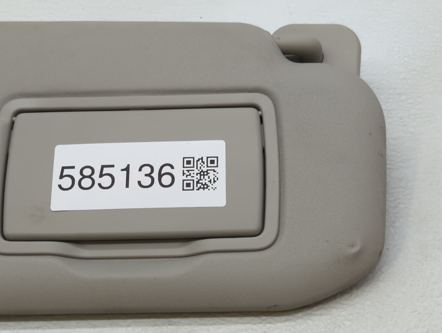 2020-2022 Nissan Sentra Sun Visor Shade Replacement Passenger Right Mirror Fits Fits 2020 2021 2022 OEM Used Auto Parts - Oe