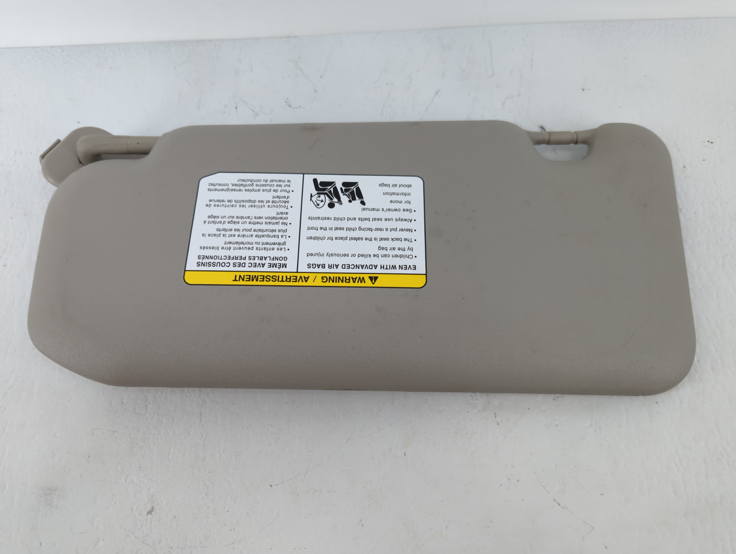 2020-2022 Nissan Sentra Sun Visor Shade Replacement Passenger Right Mirror Fits Fits 2020 2021 2022 OEM Used Auto Parts - Oe