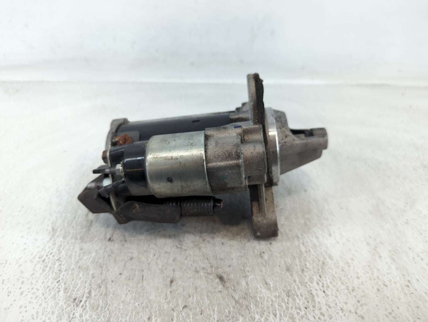 2020-2022 Nissan Sentra Car Starter Motor Solenoid OEM P/N:23300 6LB1A Fits Fits 2020 2021 2022 OEM Used Auto Parts - Oemuse