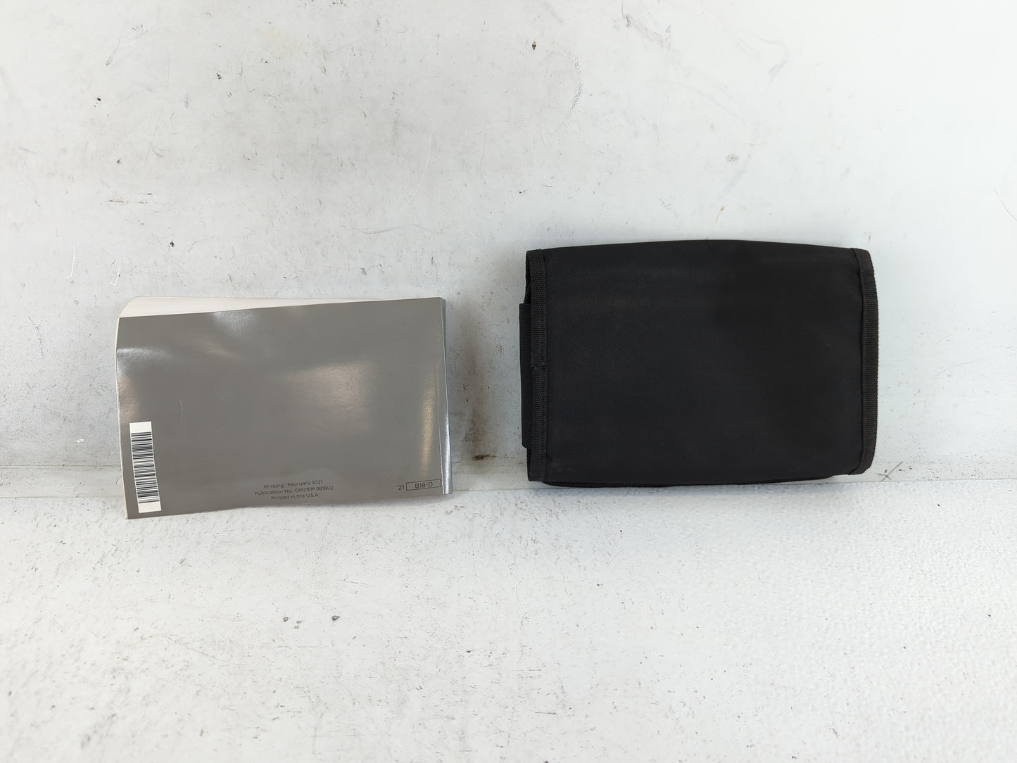 2021 Nissan Sentra Owners Manual Book Guide P/N:OM21EM 0B18U2 OEM Used Auto Parts - Oemusedautoparts1.com