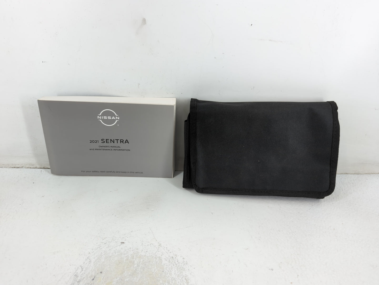 2021 Nissan Sentra Owners Manual Book Guide P/N:OM21EM OB18U0 OEM Used Auto Parts - Oemusedautoparts1.com