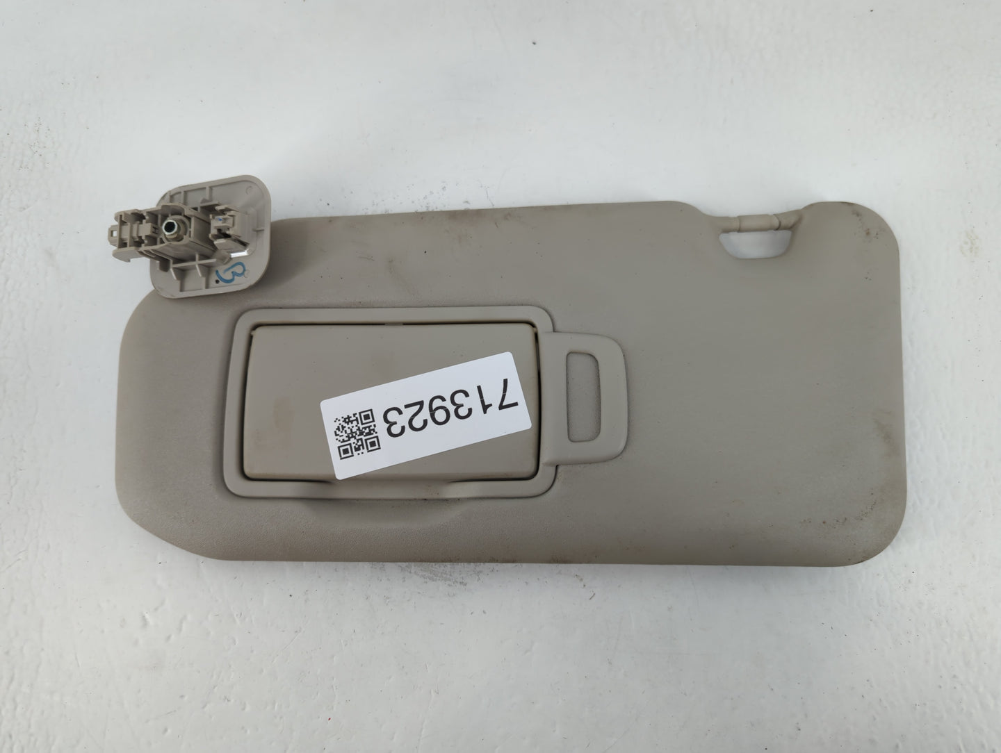 2020-2022 Nissan Sentra Sun Visor Shade Replacement Driver Left Mirror Fits Fits 2020 2021 2022 OEM Used Auto Parts - Oemuse