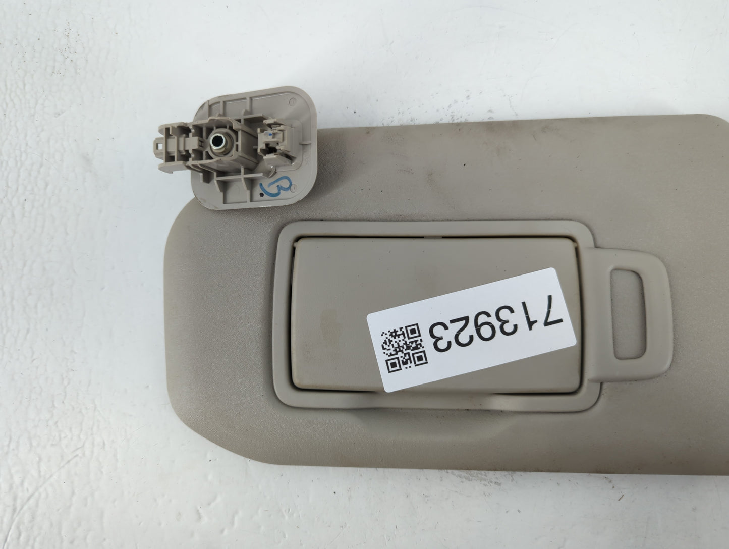 2020-2022 Nissan Sentra Sun Visor Shade Replacement Driver Left Mirror Fits Fits 2020 2021 2022 OEM Used Auto Parts - Oemuse