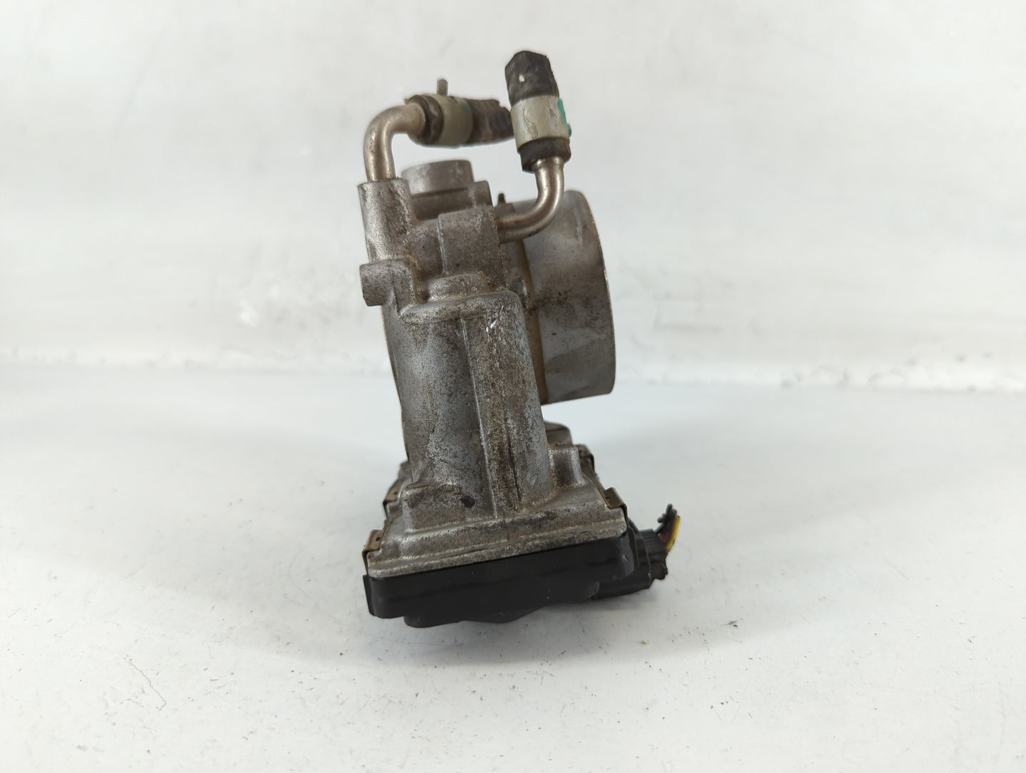 2020-2022 Nissan Sentra Throttle Body P/N:6LA60-01 A Fits Fits 2020 2021 2022 OEM Used Auto Parts - Oemusedautoparts1.com