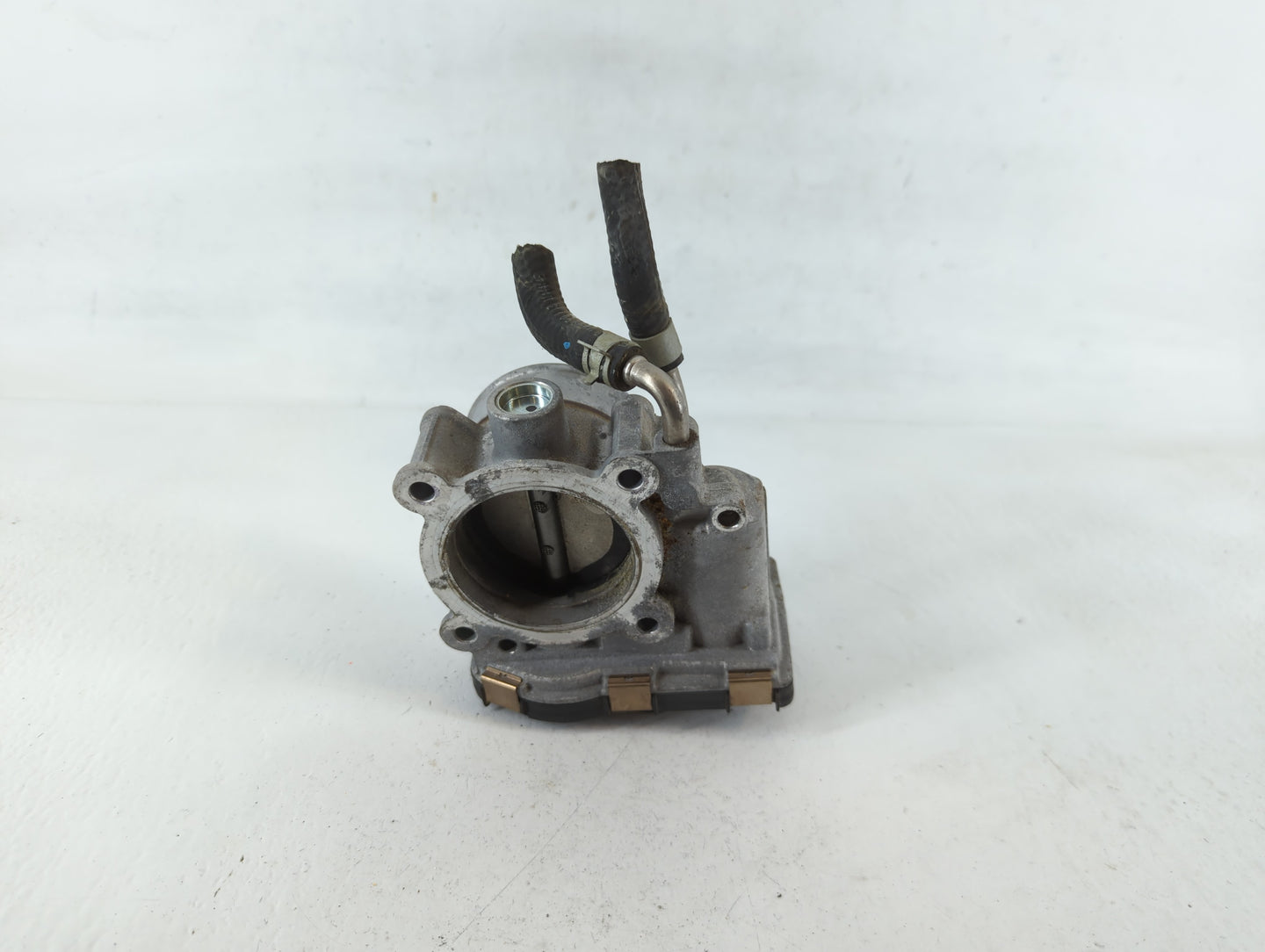 2020-2022 Nissan Sentra Throttle Body P/N:6LA60-01 A Fits Fits 2020 2021 2022 OEM Used Auto Parts - Oemusedautoparts1.com