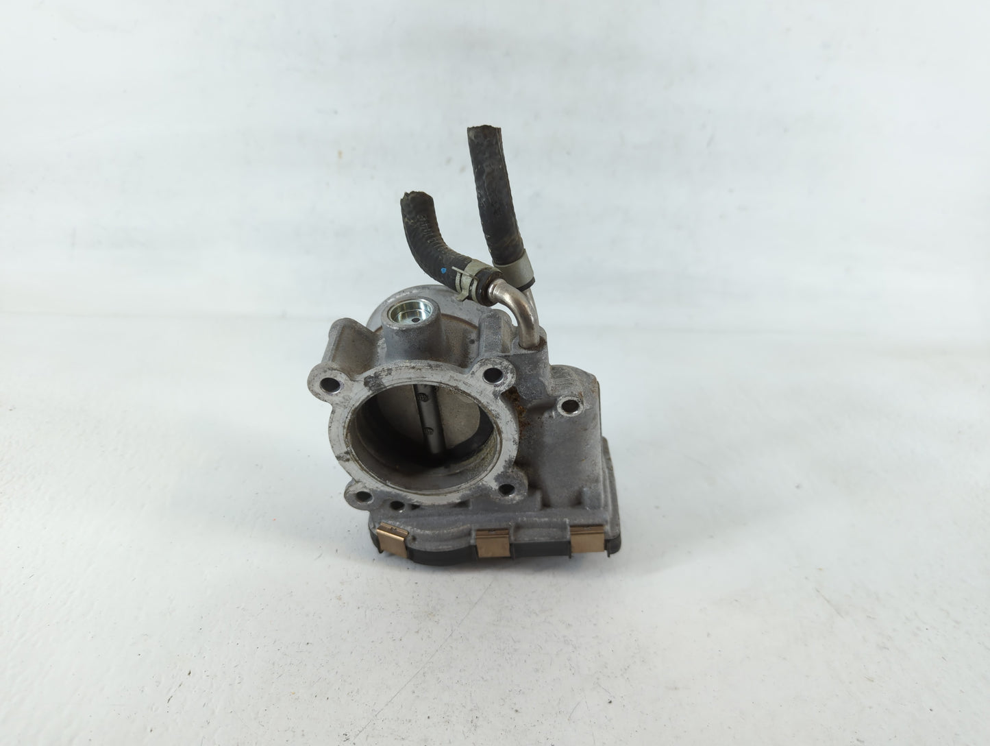 2020-2022 Nissan Sentra Throttle Body P/N:6LA60-01 A Fits Fits 2020 2021 2022 OEM Used Auto Parts - Oemusedautoparts1.com