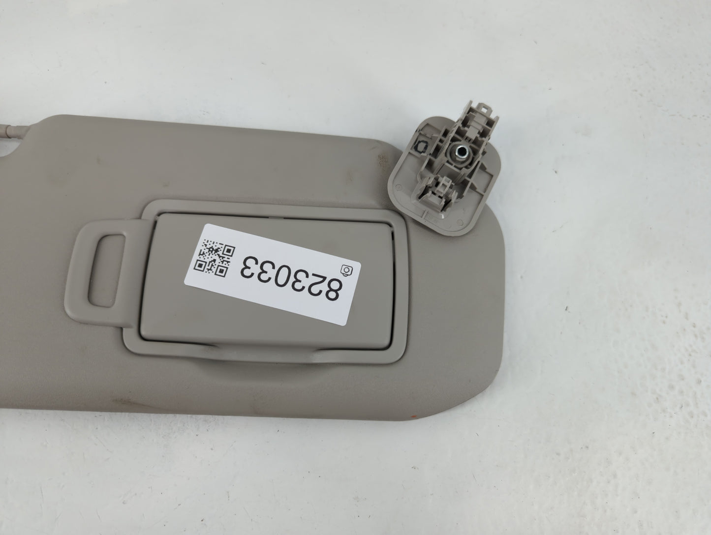 2020-2022 Nissan Sentra Sun Visor Shade Replacement Passenger Right Mirror Fits Fits 2020 2021 2022 OEM Used Auto Parts - Oe