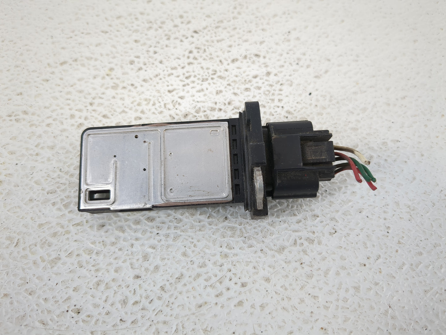 2004-2022 Nissan Titan Mass Air Flow Meter Maf - Oemusedautoparts1.com