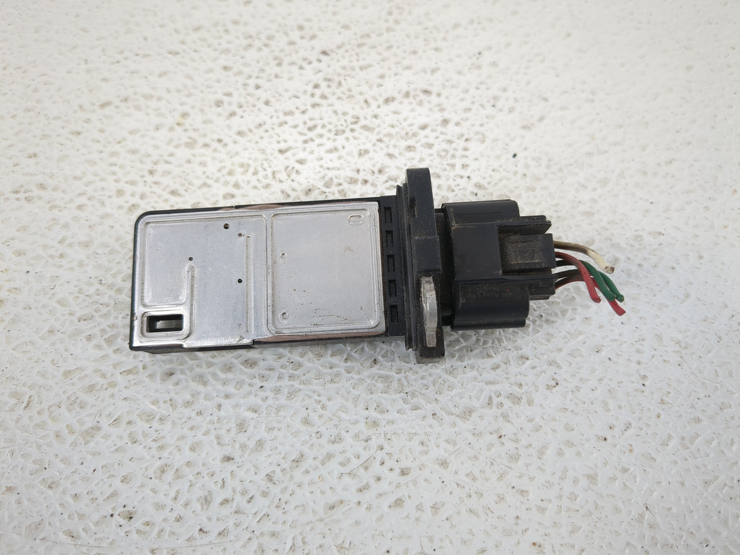 2004-2022 Nissan Titan Mass Air Flow Meter Maf - Oemusedautoparts1.com