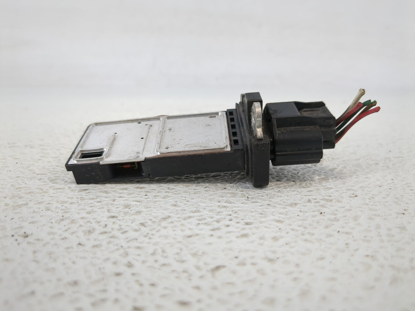 2004-2022 Nissan Titan Mass Air Flow Meter Maf - Oemusedautoparts1.com