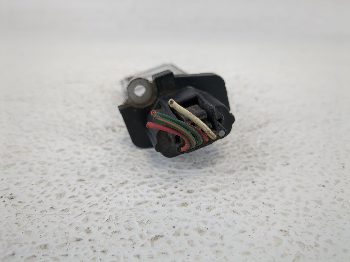 2004-2022 Nissan Titan Mass Air Flow Meter Maf - Oemusedautoparts1.com