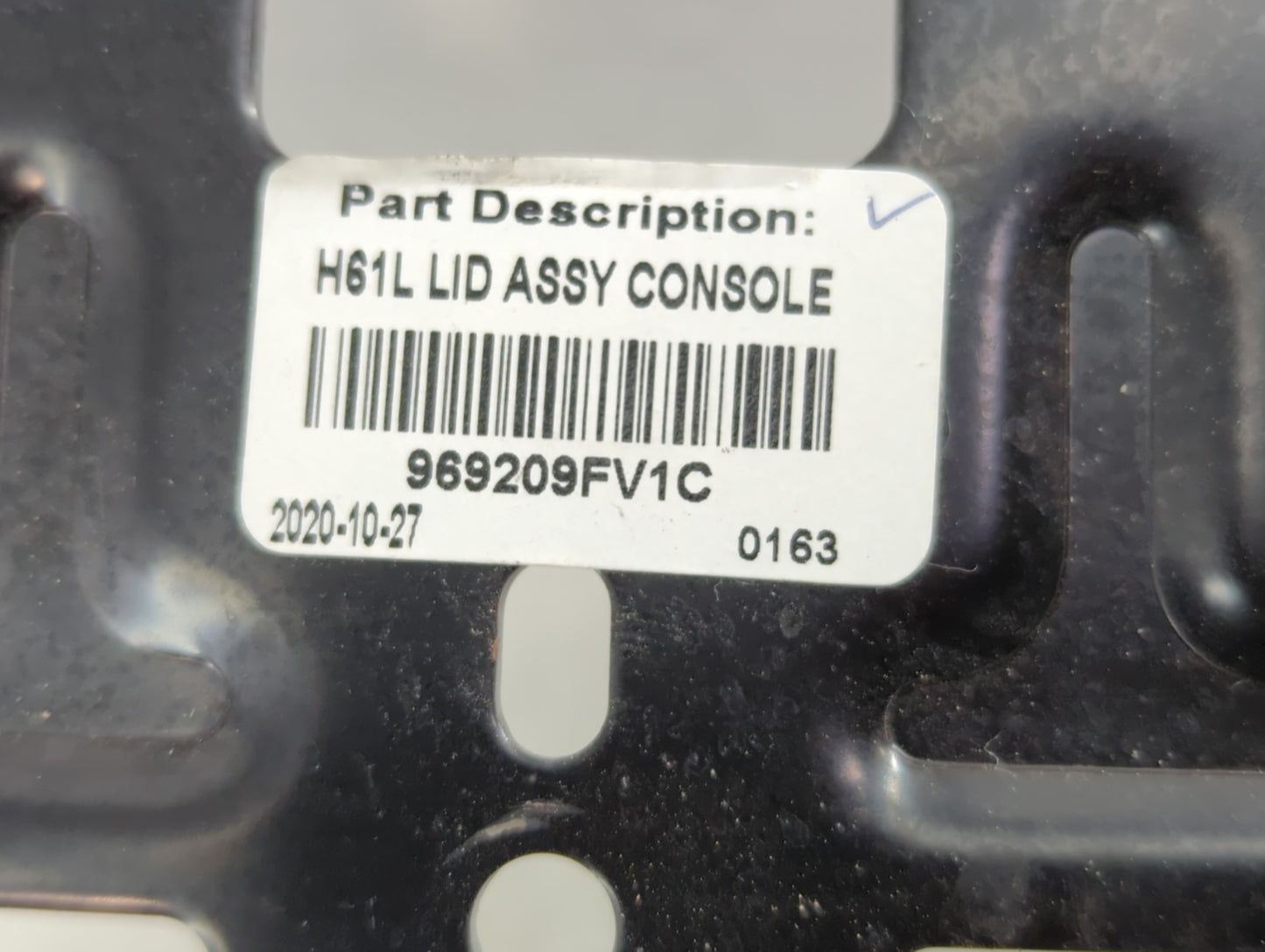 2021 Nissan Titan Center Console Armrest Cover Lid P/N:969209FV1C Fits OEM Used Auto Parts - Oemusedautoparts1.com