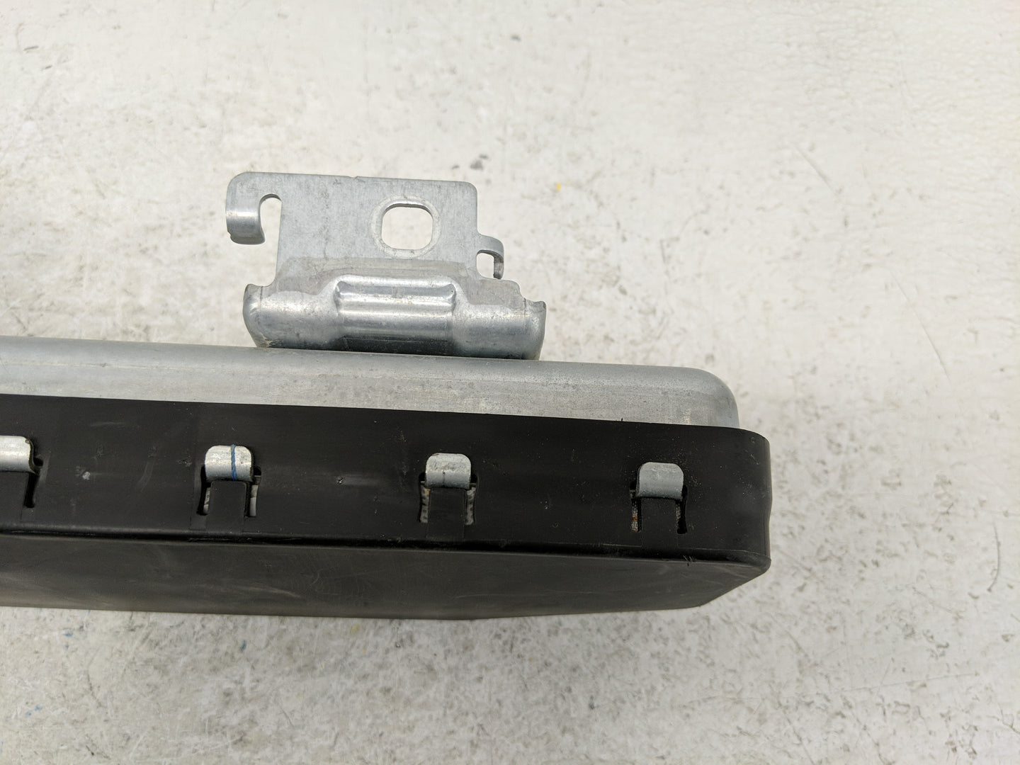 2022-2022 Nissan Titan Passenger Curtain Air Bag Oem - Oemusedautoparts1.com