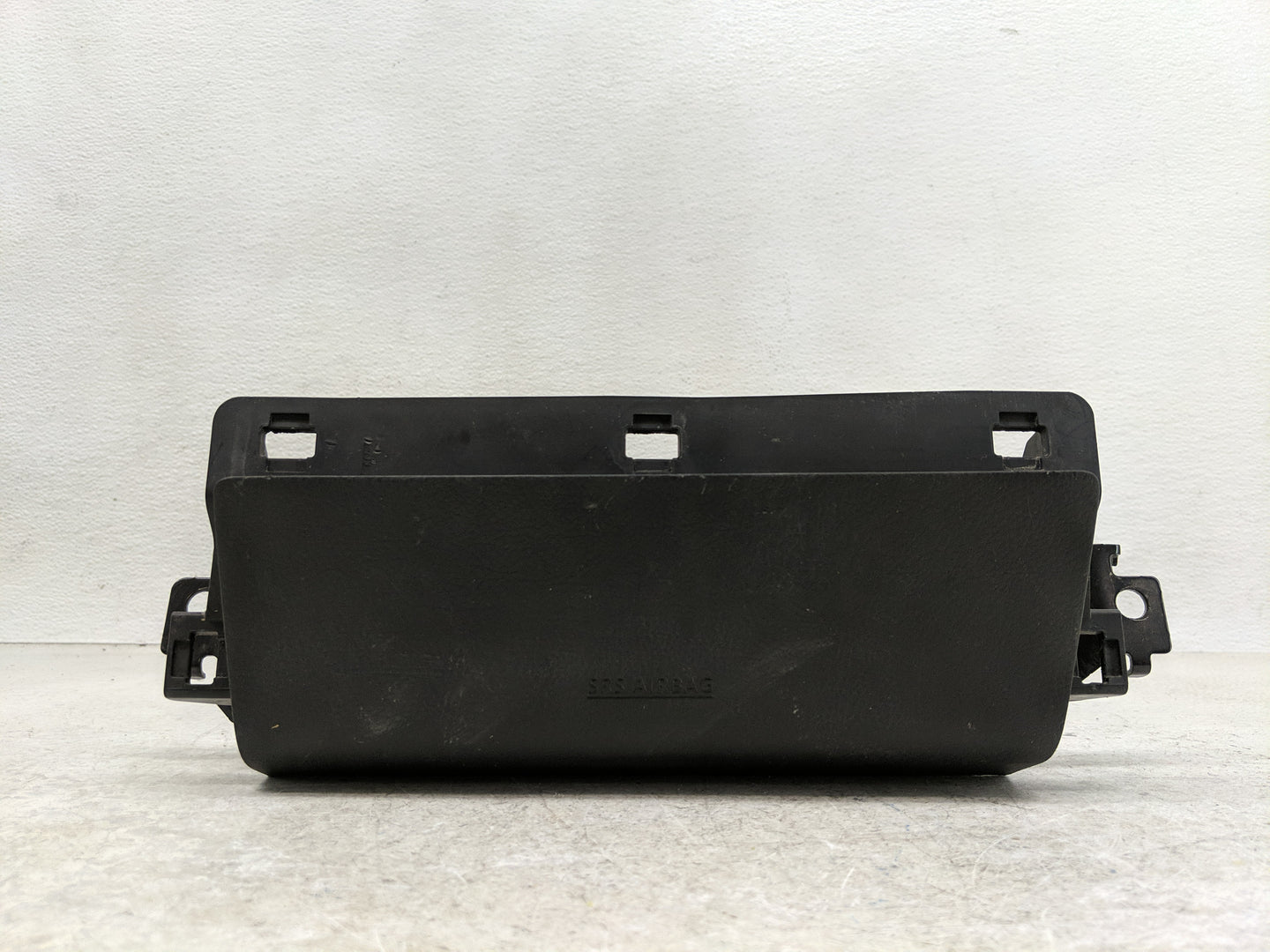 2022 Nissan Titan Air Bag Driver Left Steering Wheel Mounted Fits OEM Used Auto Parts - Oemusedautoparts1.com