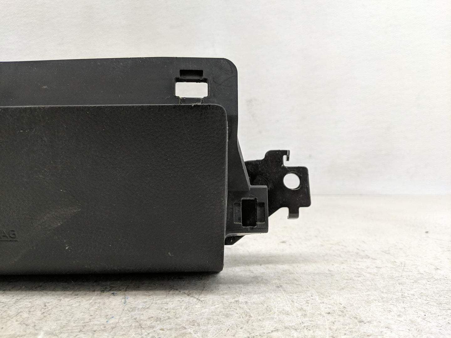 2022 Nissan Titan Air Bag Driver Left Steering Wheel Mounted Fits OEM Used Auto Parts - Oemusedautoparts1.com