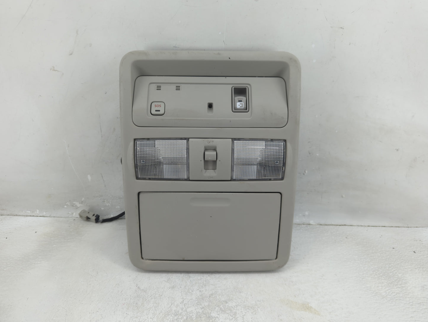 2021 Nissan Titan Overhead Roof Console - Oemusedautoparts1.com