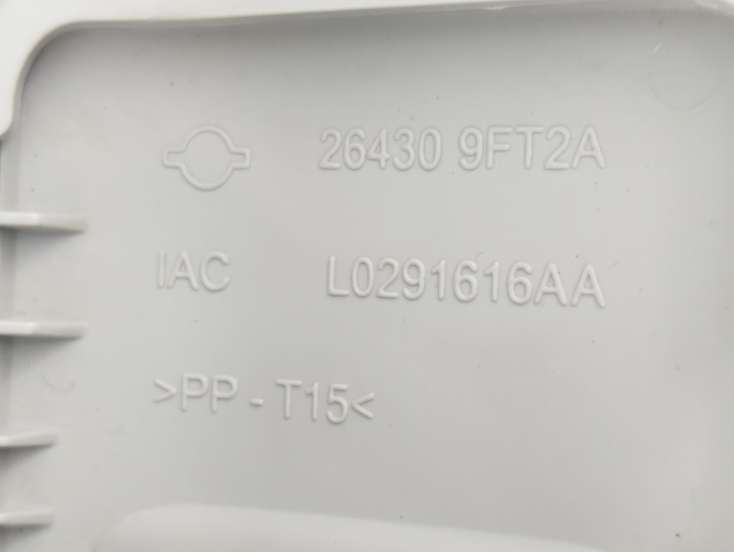 2021 Nissan Titan Overhead Roof Console - Oemusedautoparts1.com