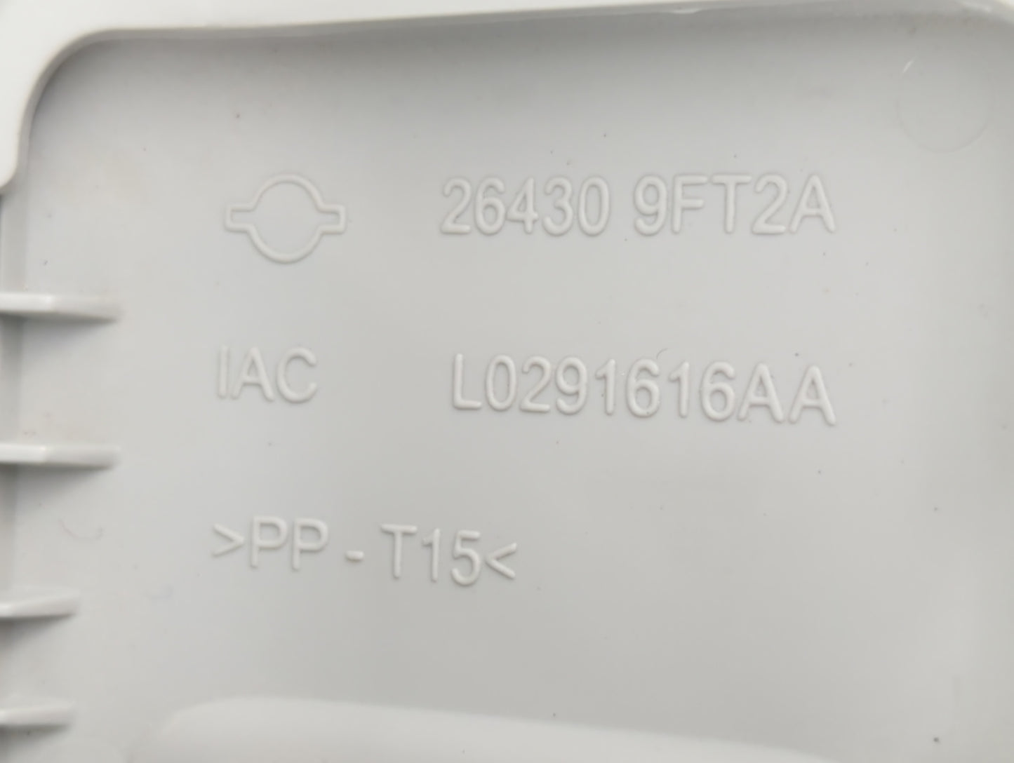 2021 Nissan Titan Overhead Roof Console - Oemusedautoparts1.com