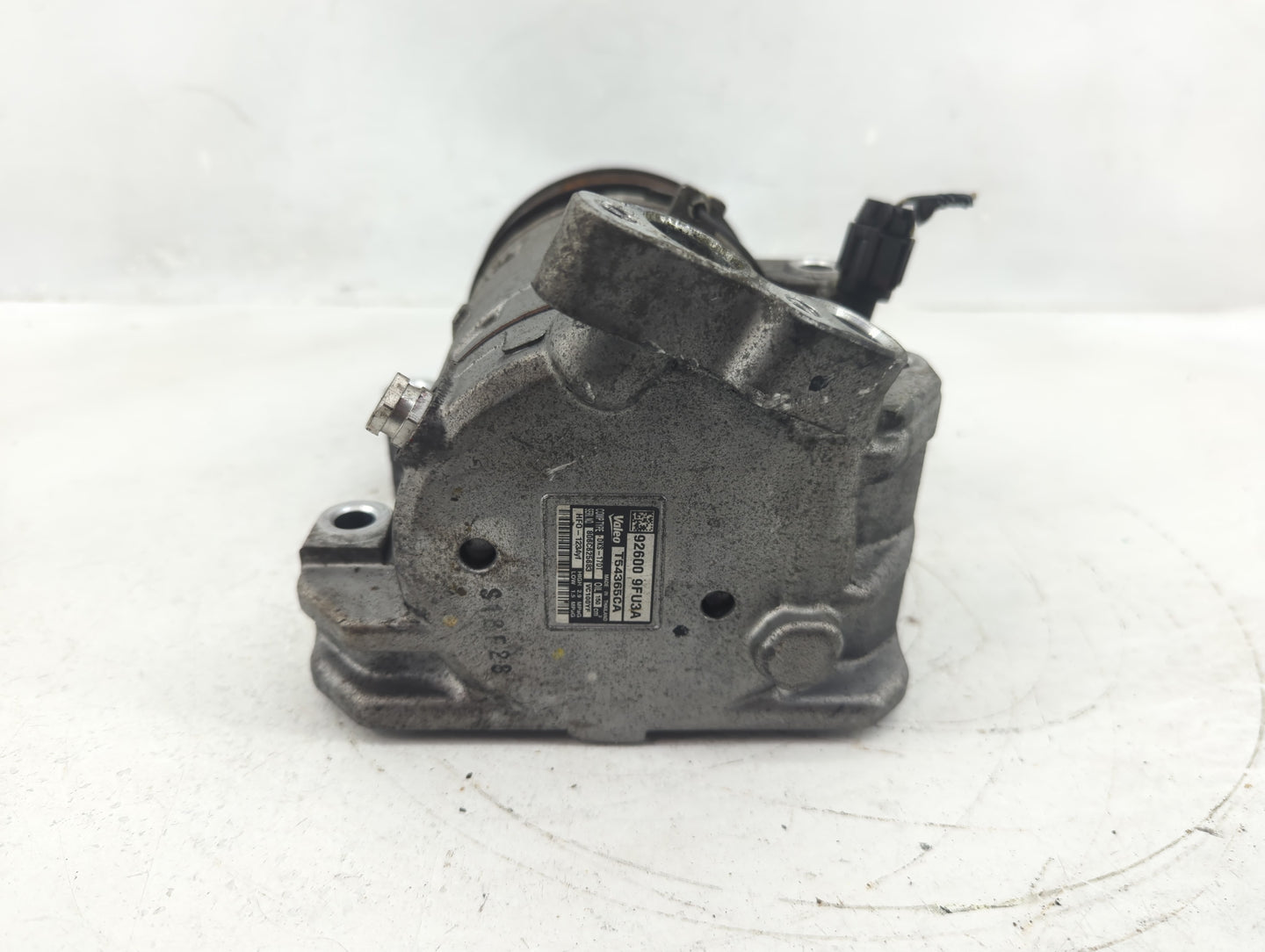 2019-2021 Nissan Titan Air Conditioning A/c Ac Compressor Oem - Oemusedautoparts1.com