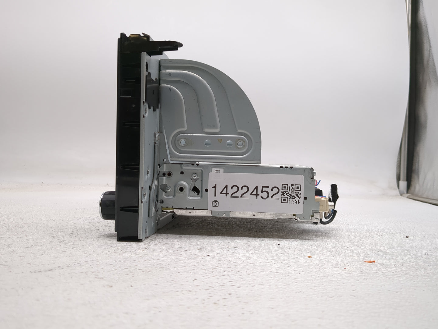 2019-2021 Nissan Titan Radio AM FM Cd Player Receiver Replacement P/N:7 515 751 965 259159FY0A Fits Fits 2019 2020 2021 OEM 