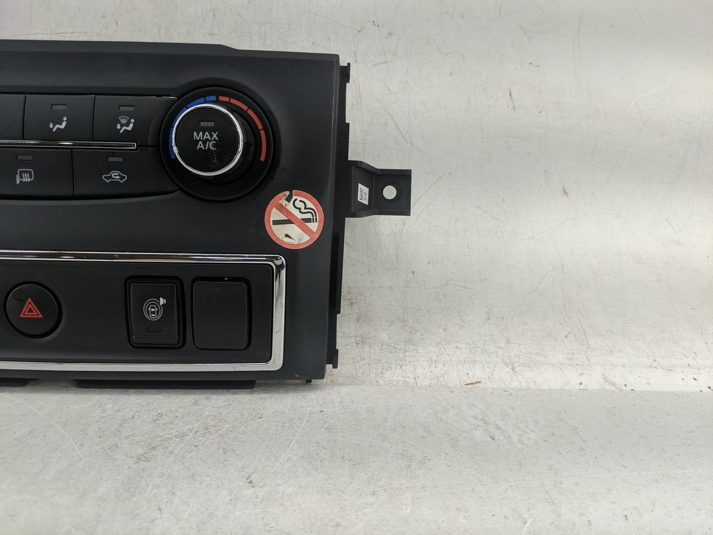 2019-2021 Nissan Titan Climate Control Module Temperature AC/Heater Replacement P/N:275109FV2A 275109FV2A--B Fits OEM Used A