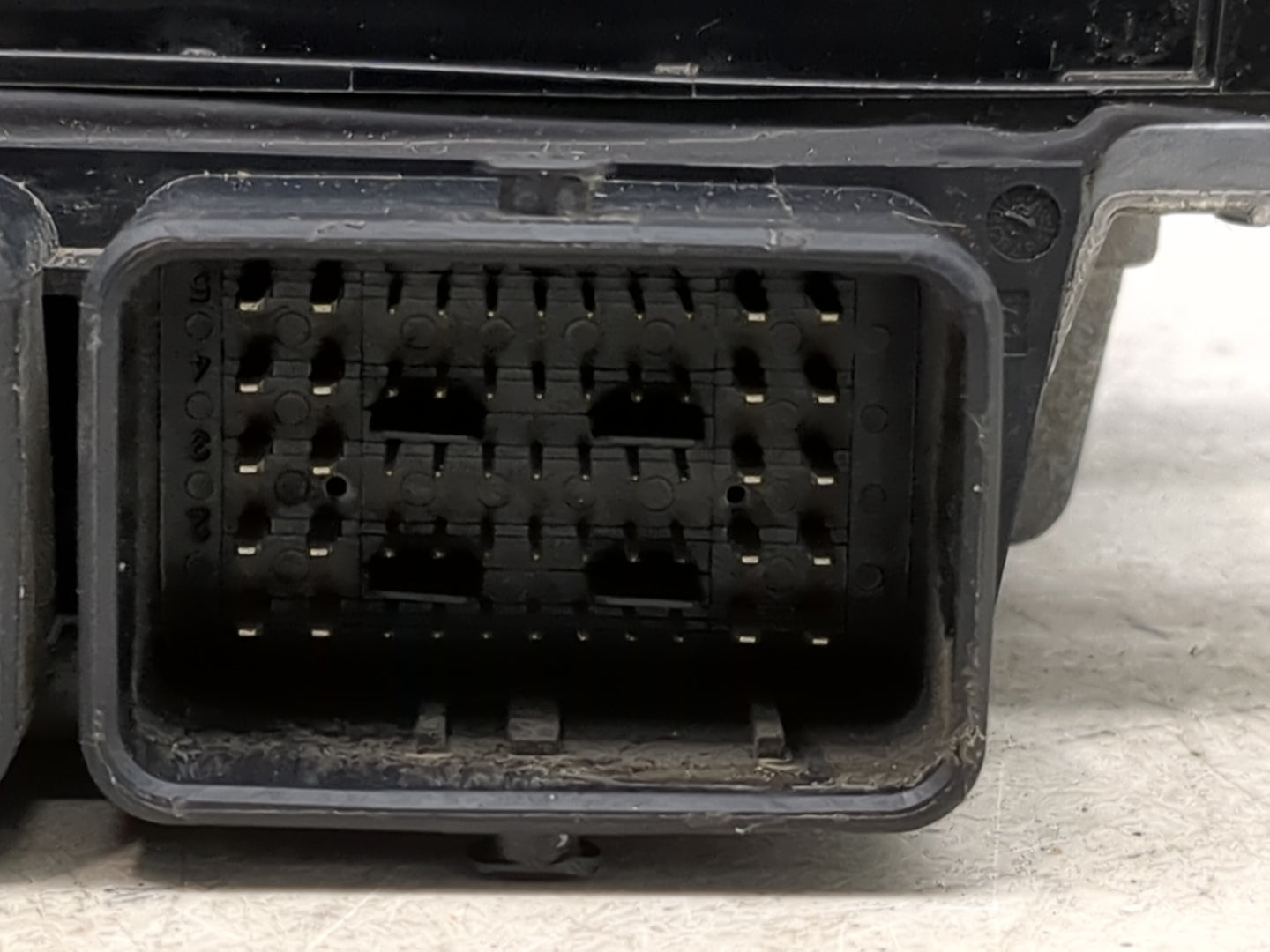 2020-2022 Nissan Titan PCM Engine Control Computer ECU ECM PCU OEM P/N:NEC053-618 Fits Fits 2020 2021 2022 OEM Used Auto Par