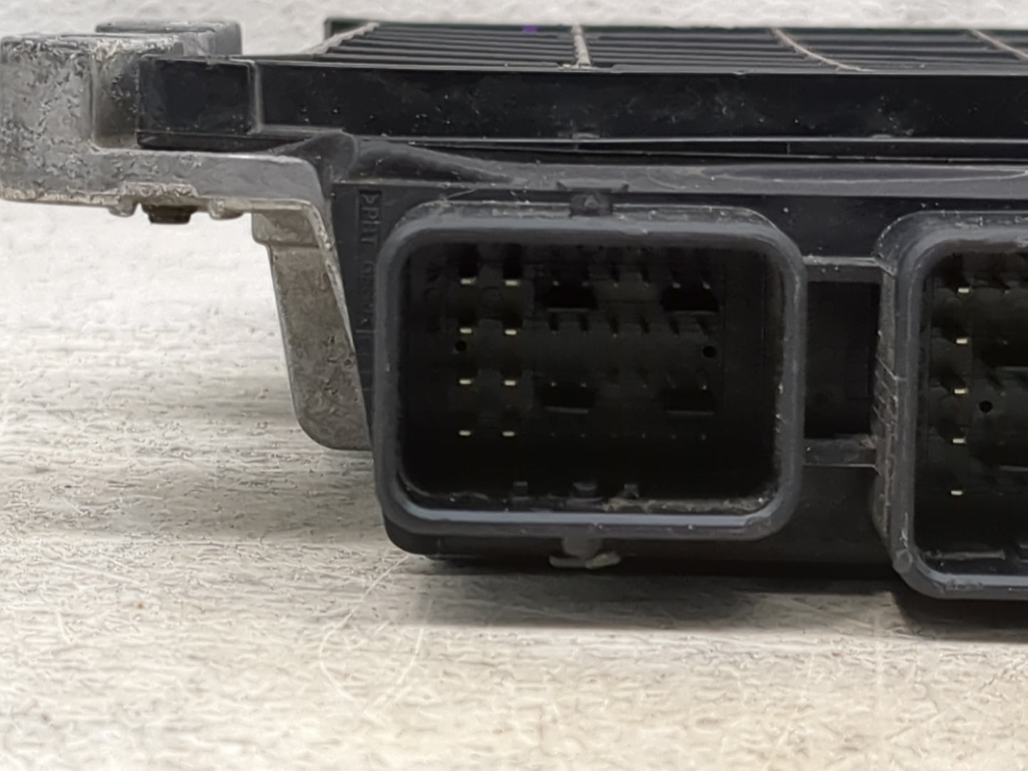 2020-2022 Nissan Titan PCM Engine Control Computer ECU ECM PCU OEM P/N:NEC053-618 Fits Fits 2020 2021 2022 OEM Used Auto Par