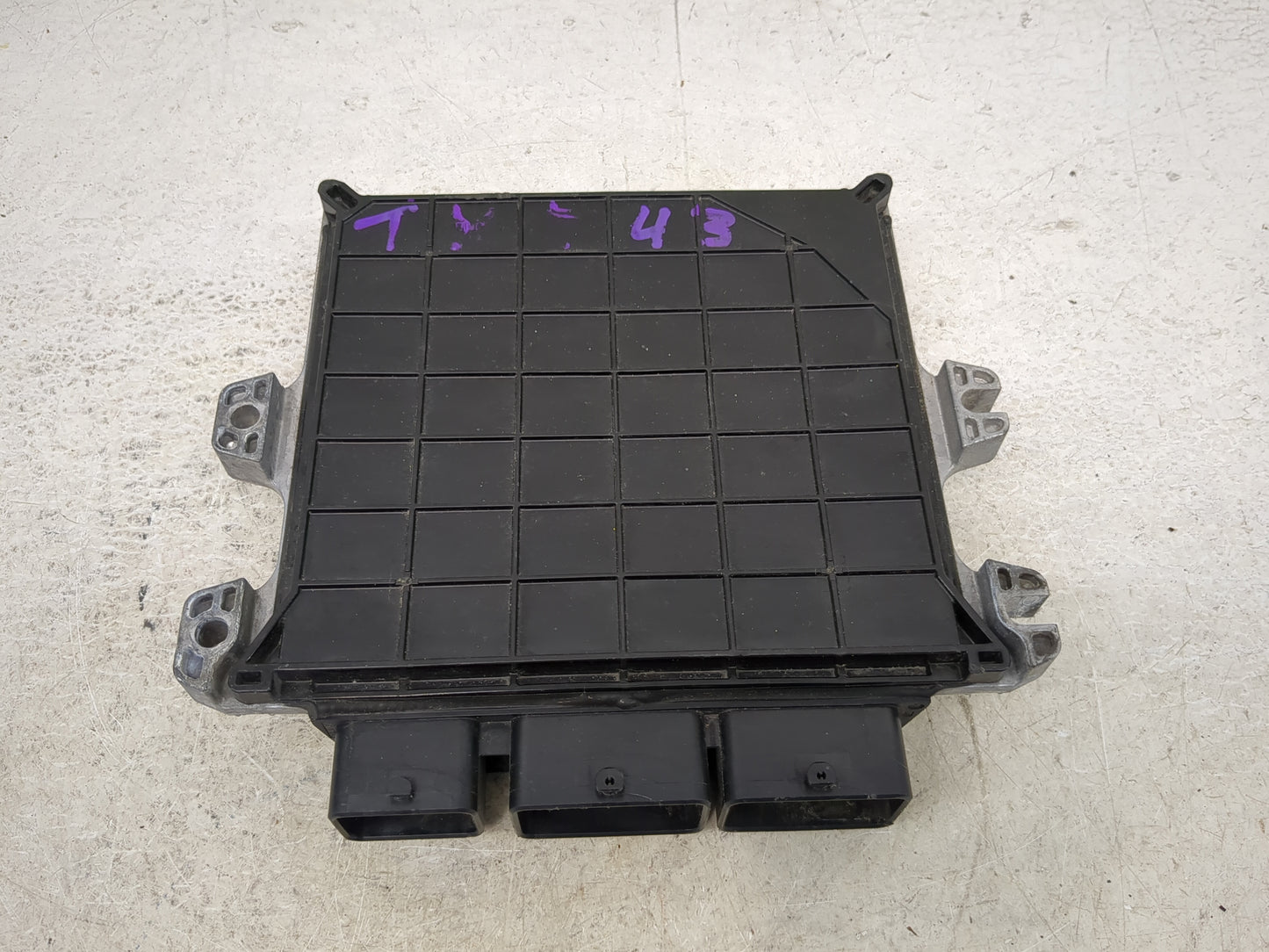 2020-2022 Nissan Titan PCM Engine Control Computer ECU ECM PCU OEM P/N:NEC053-618 Fits Fits 2020 2021 2022 OEM Used Auto Par