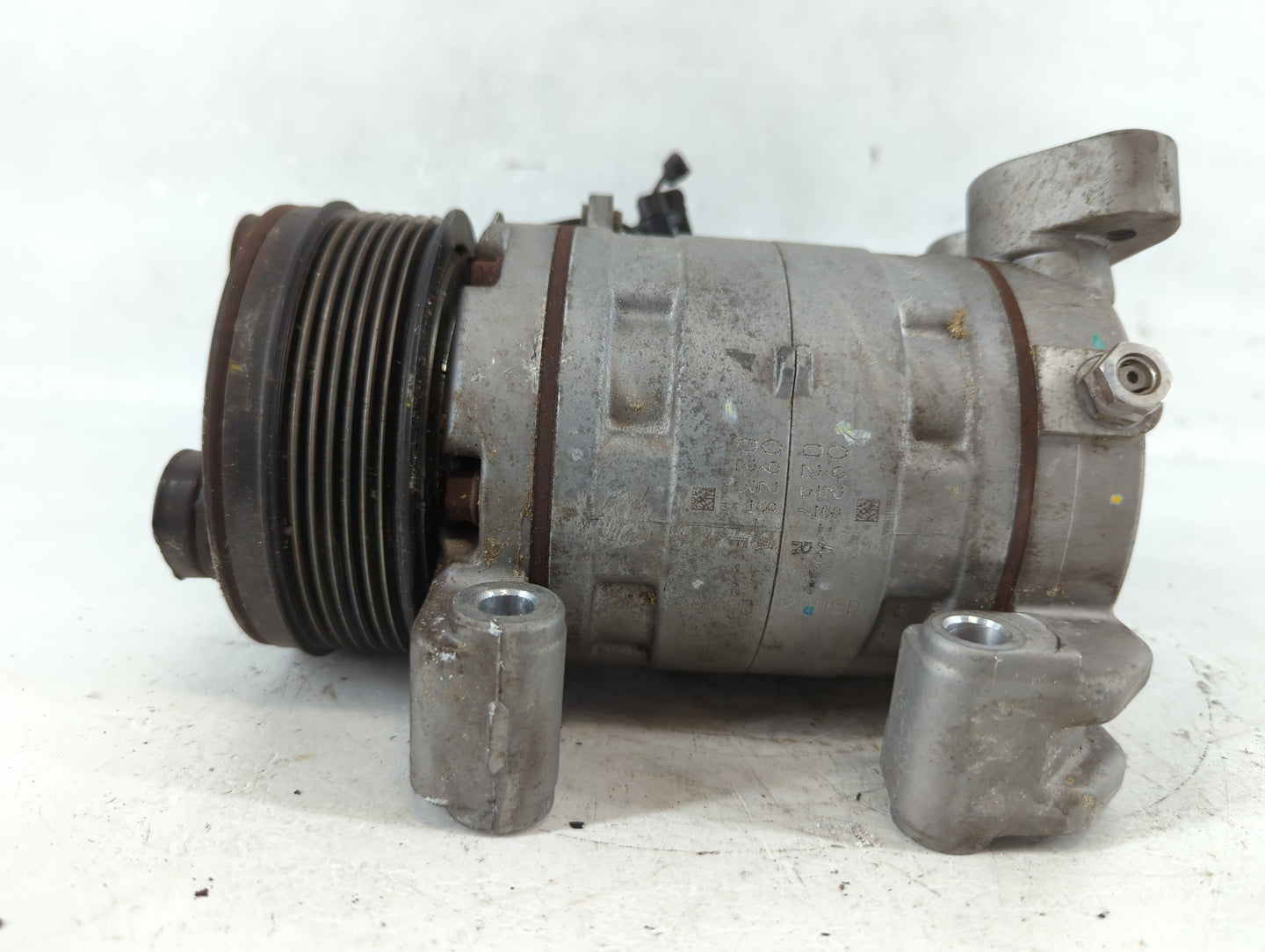 2019-2021 Nissan Titan Air Conditioning A/c Ac Compressor Oem - Oemusedautoparts1.com