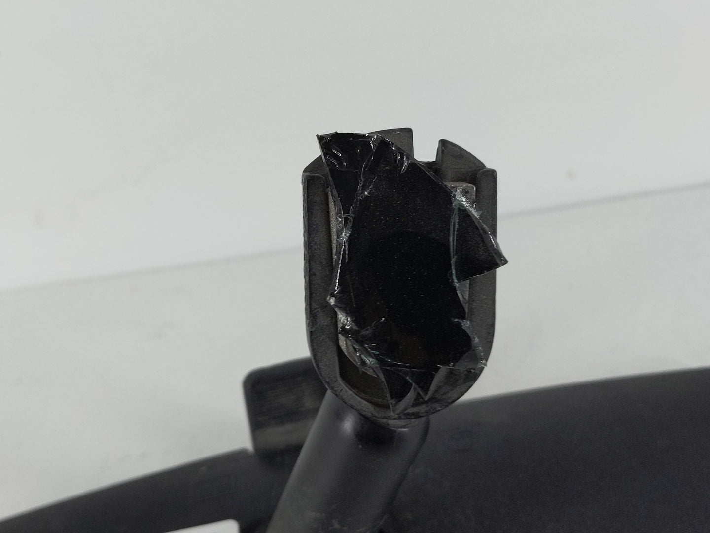 2007-2022 Nissan Versa Interior Rear View Mirror Replacement OEM P/N:E8011681 Fits OEM Used Auto Parts - Oemusedautoparts1.c