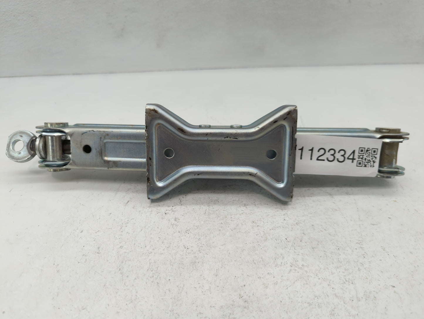 2021 Nissan Versa Spare Scissor Car Jack - Oemusedautoparts1.com