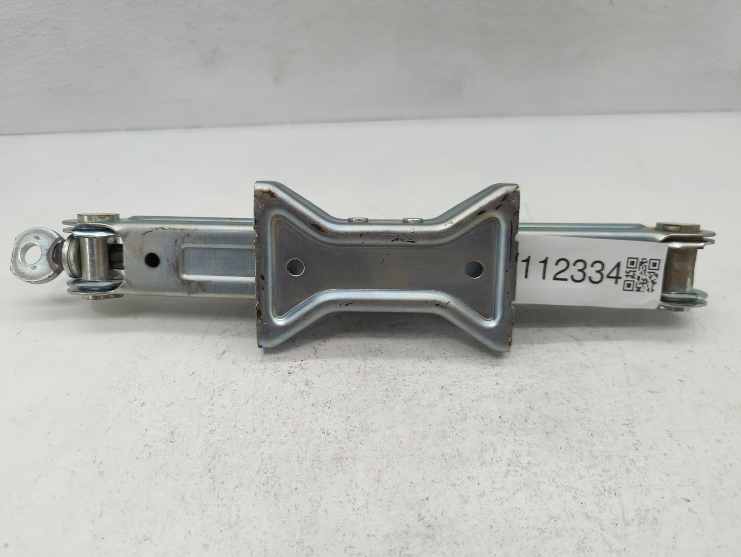 2021 Nissan Versa Spare Scissor Car Jack - Oemusedautoparts1.com