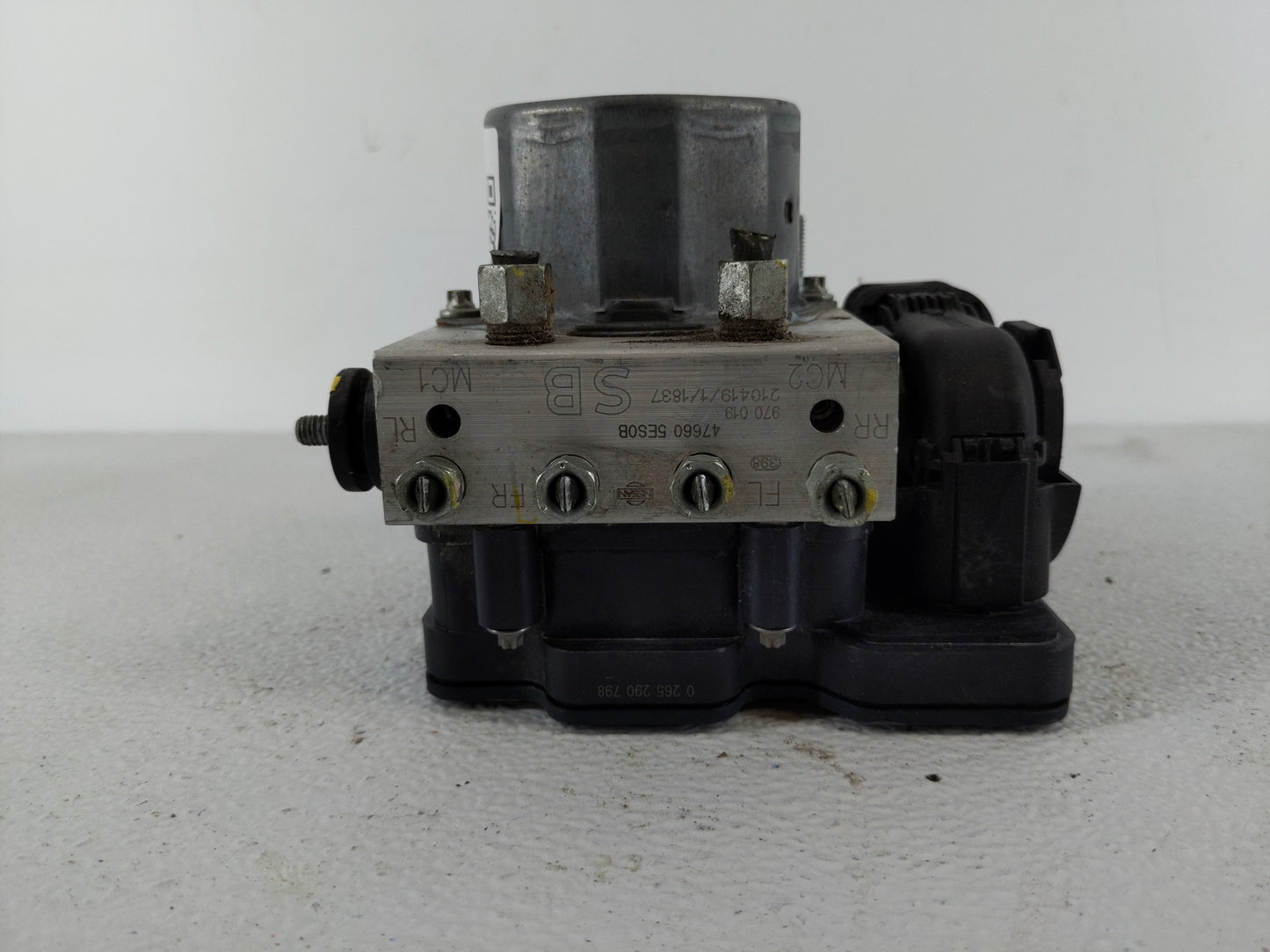 2020-2022 Nissan Versa ABS Pump Control Module Replacement P/N:47660 5ES0B Fits Fits 2020 2021 2022 OEM Used Auto Parts - Oe
