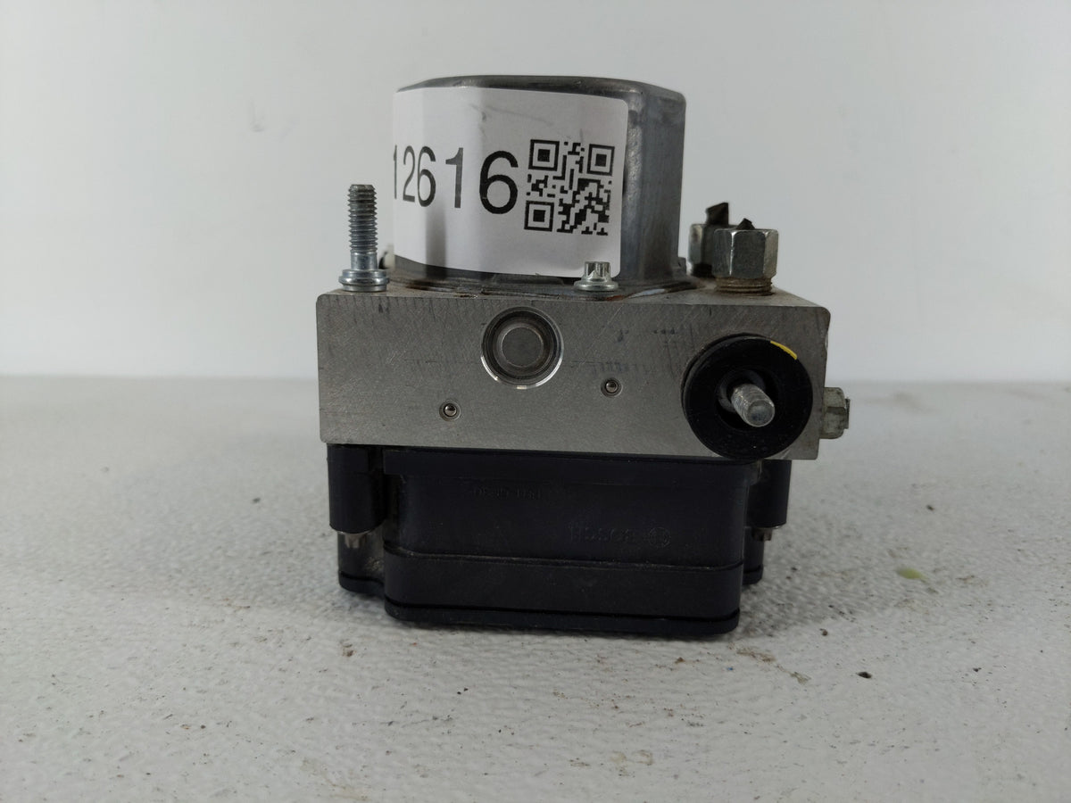 2020-2022 Nissan Versa Anti-Lock Brake ABS Pump Module Actuator OEM P/N:47660 5ES0B Fits Fits 2020 2021 2022 OEM Used Auto P