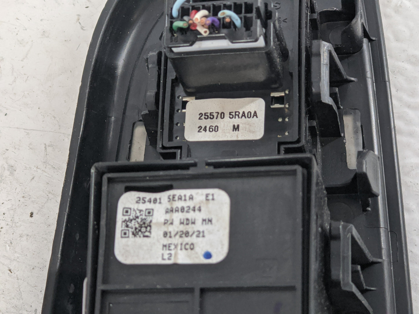2020-2022 Nissan Versa Master Power Window Switch Replacement Driver Side Left P/N:25570 5RA0A 25401 5EA1A Fits OEM Used Aut