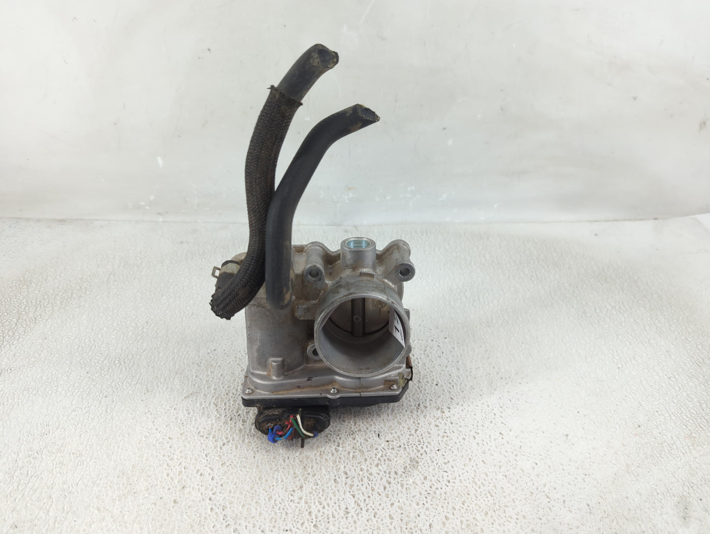 2020-2022 Nissan Versa Throttle Body Fits Fits 2018 2019 2020 2021 2022 OEM Used Auto Parts - Oemusedautoparts1.com