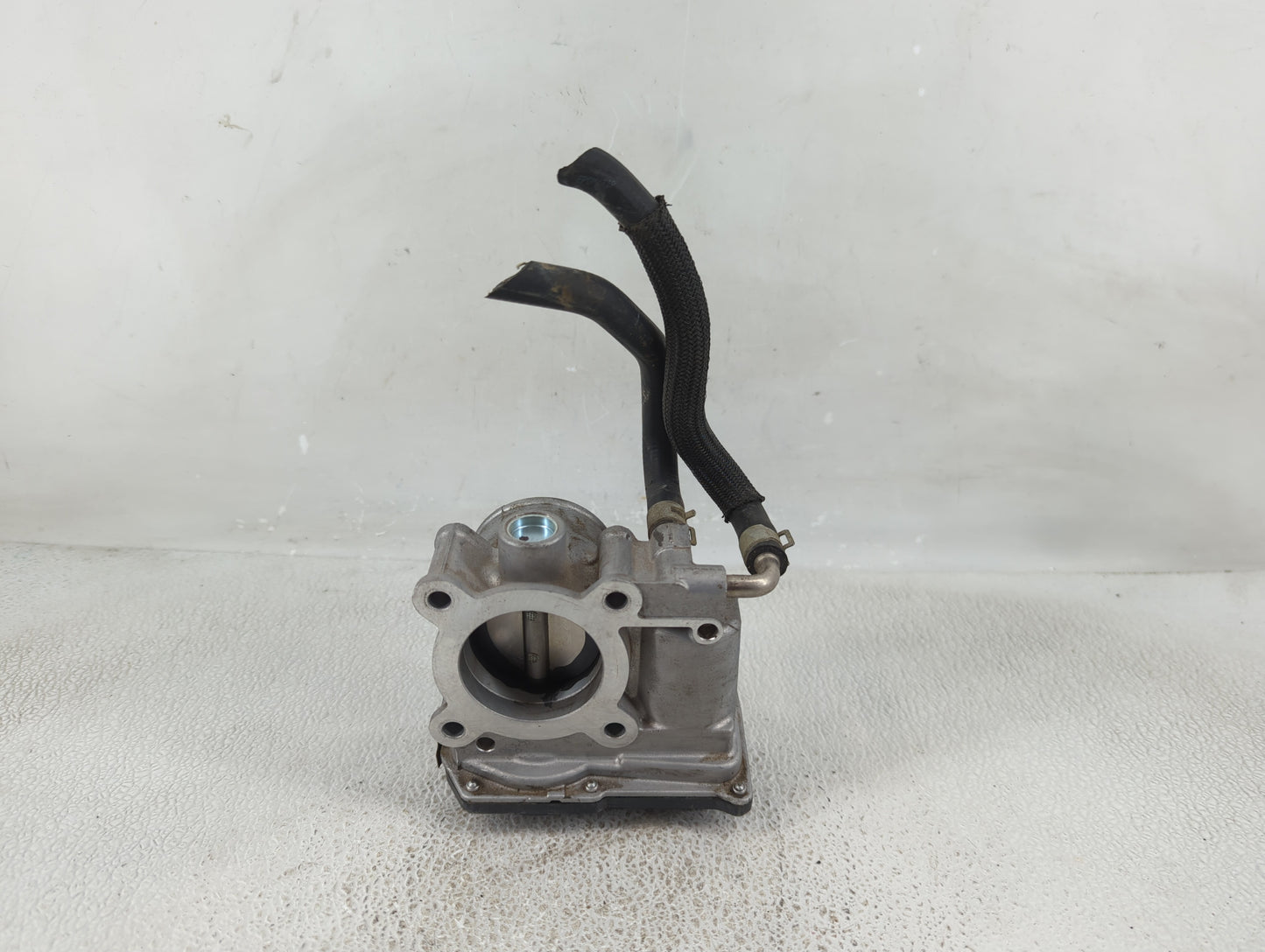 2020-2022 Nissan Versa Throttle Body Fits Fits 2018 2019 2020 2021 2022 OEM Used Auto Parts - Oemusedautoparts1.com
