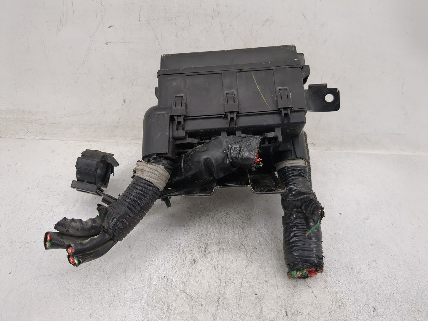 2020-2022 Nissan Versa Fusebox Fuse Box Panel Relay Module Fits Fits 2020 2021 2022 OEM Used Auto Parts - Oemusedautoparts1.